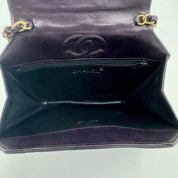 Chanel Vintage Purple Plum Lambskin Octagon Shoulder Bag GHW Authentic CoA - Picture 2 of 11